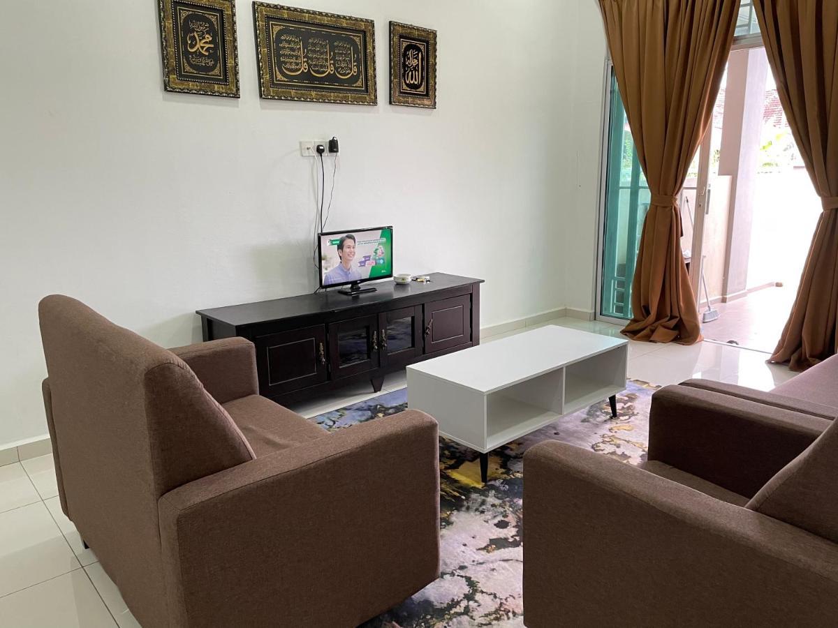 Maryam Homestay Jertih Exterior foto
